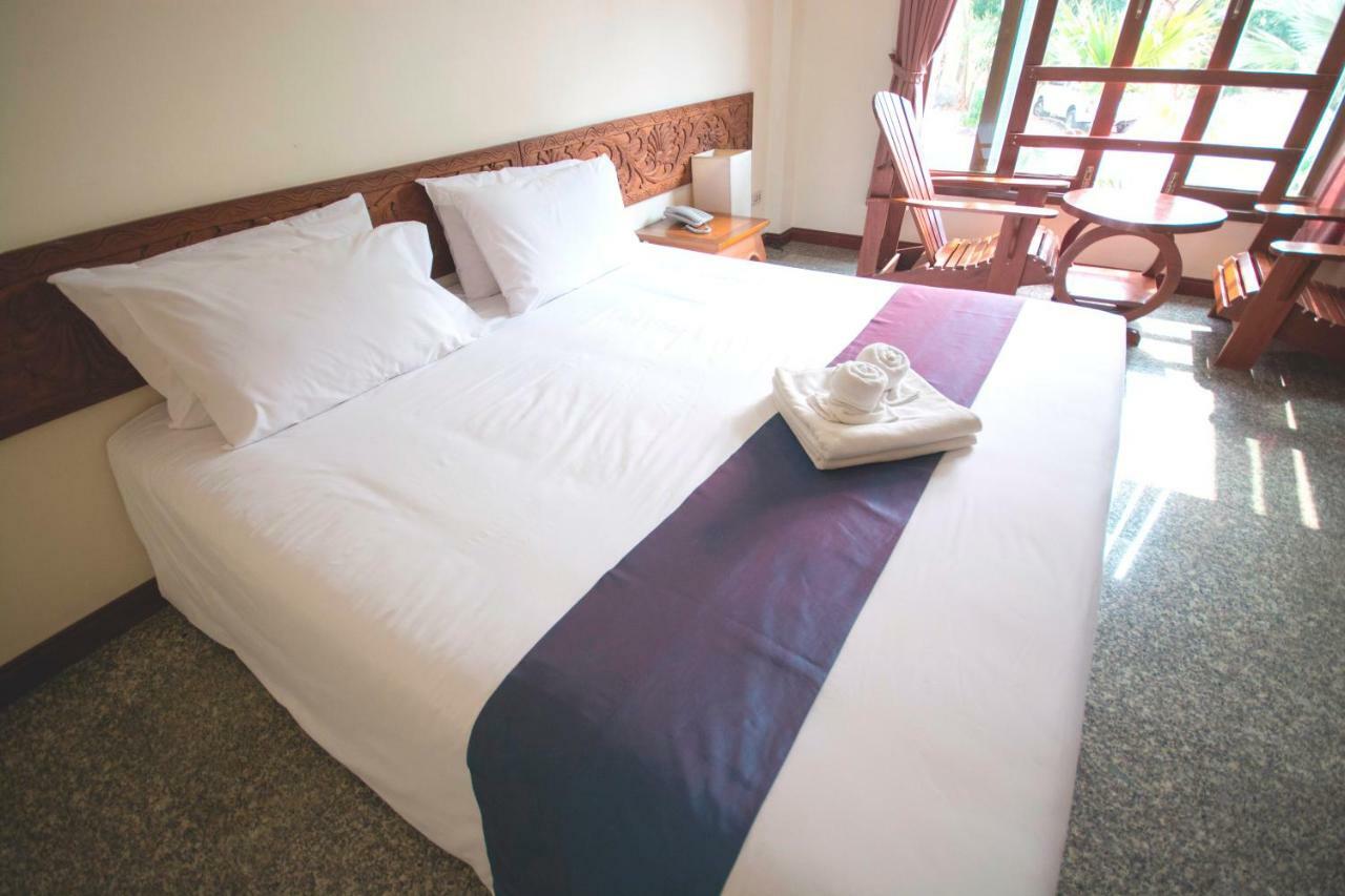 Tak Andaman Resort&Hotel Exterior foto